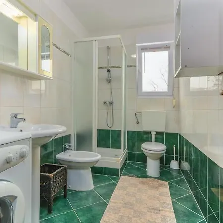 Nena Guest house